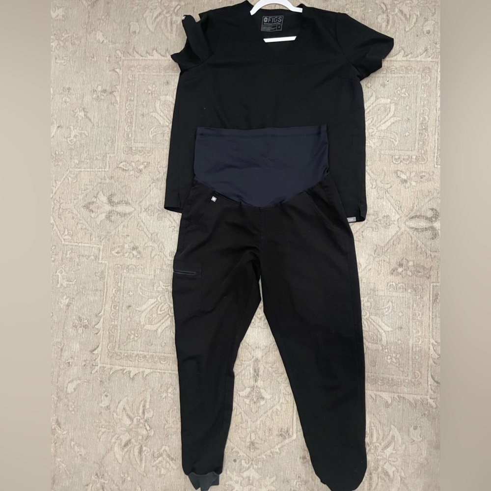 Figs M maternity scrub set